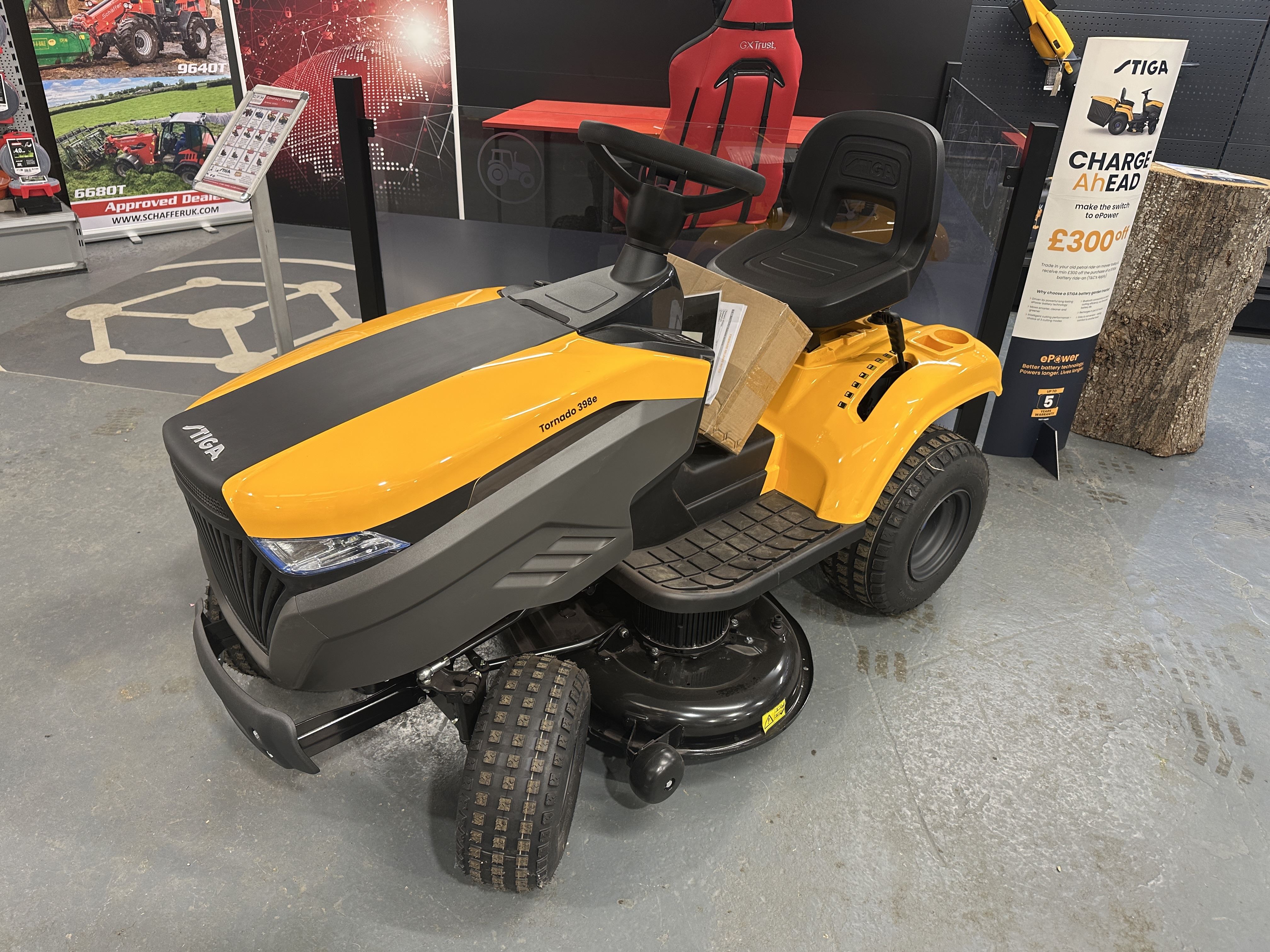 NEW Stiga Tornado 384e electric mower