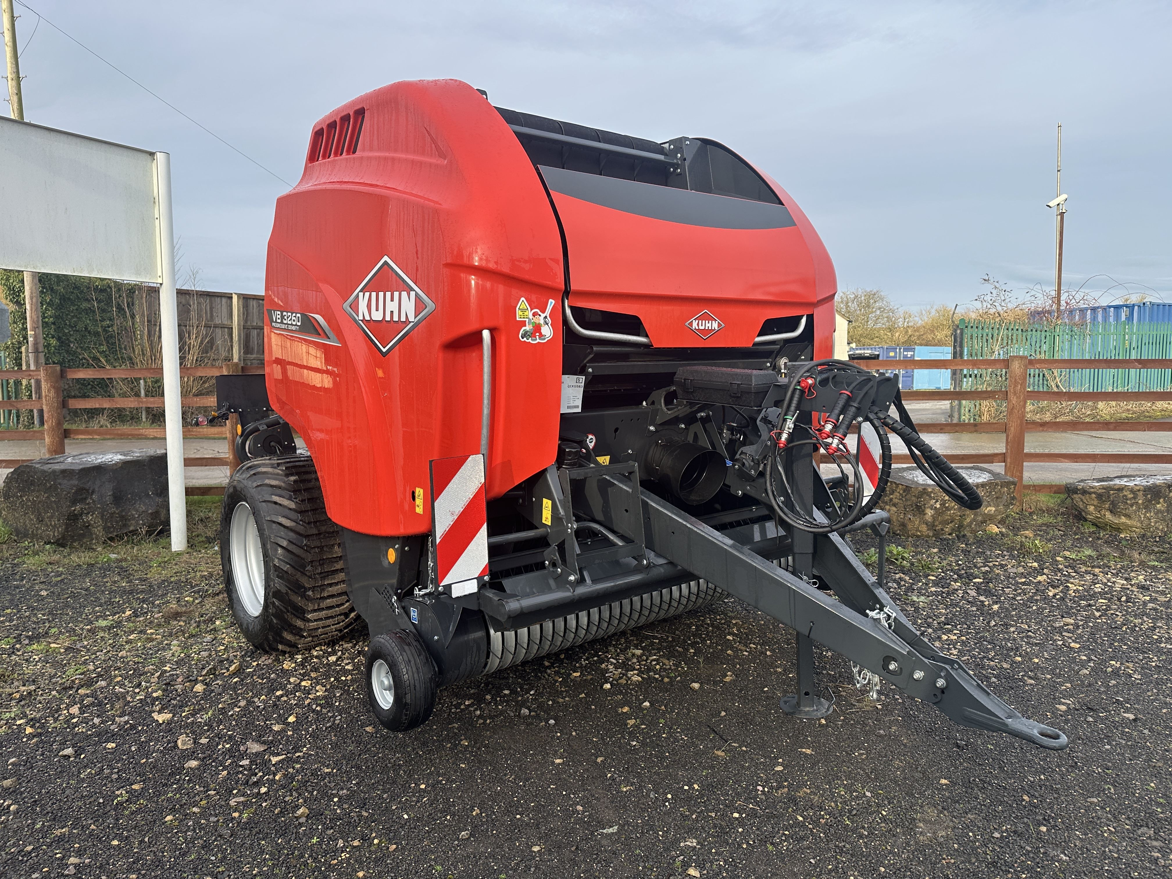 NEW Kuhn VB 3260 Opticut 